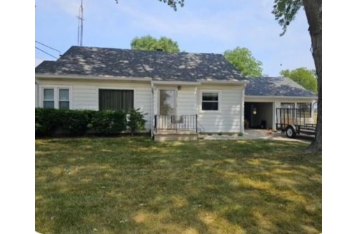 206 Gould Street, Beaver Dam, WI 53916