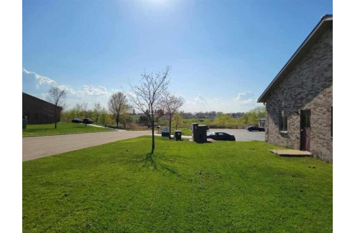 205 W Alona Lane, Lancaster, WI 53813