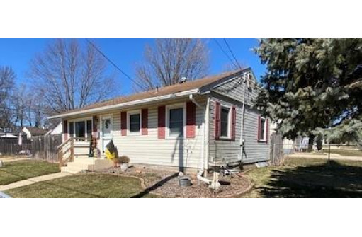 1605 House Street, Beloit, WI 53511