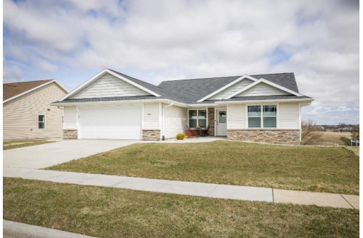 1225 Cody Parkway, Platteville, WI 53818