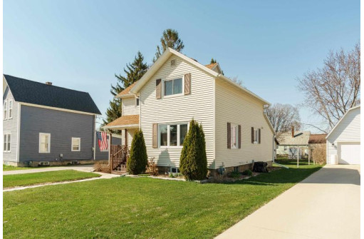 628 E Franklin Street, Waupun, WI 53963