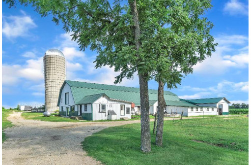 N4502 County Road E, Brodhead, WI 53520