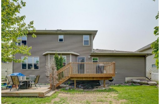 2650 Sweet Sparrow Place, Sun Prairie, WI 53590