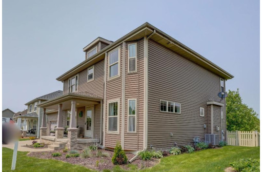 2650 Sweet Sparrow Place, Sun Prairie, WI 53590