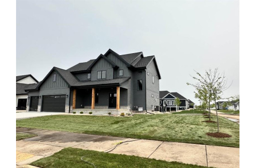 818 Walter Run, Waunakee, WI 53597