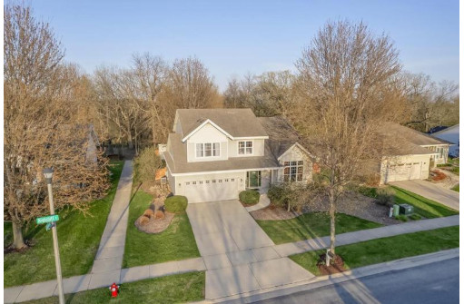 601 Highcliff Trail, Madison, WI 53718