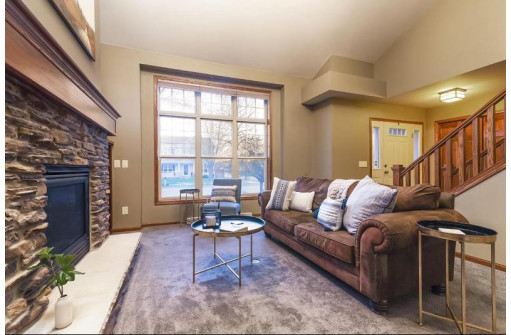 601 Highcliff Trail, Madison, WI 53718