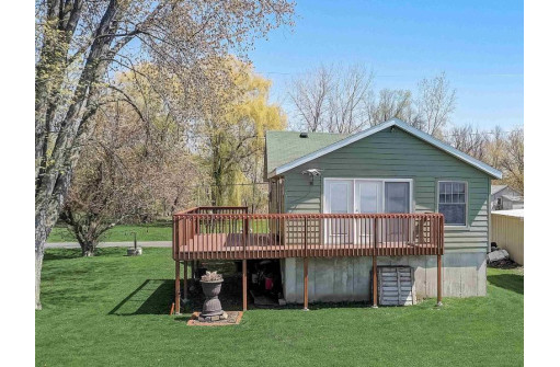 W7825 Willow Road, Fort Atkinson, WI 53538