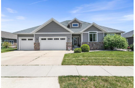 803 Smithland Lane, Cottage Grove, WI 53527