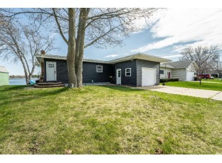 1326 Lakeview Drive Tomah, WI 54660