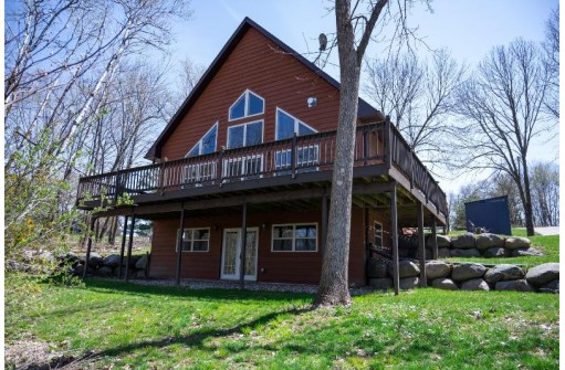 S621 Whippoorwill Court, La Valle, WI 53941