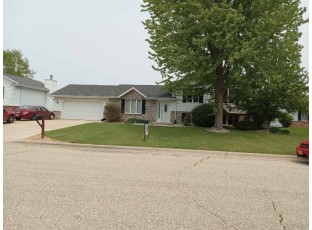 4409 Fairfield Drive Janesville, WI 53546-3312