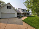 585 Oakridge Drive, Portage, WI 53901