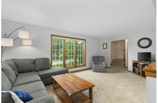 7102 Pagham Drive, Madison, WI 53719