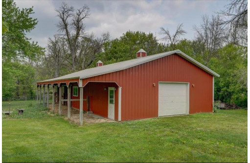 N3164 River Road, Columbus, WI 53925