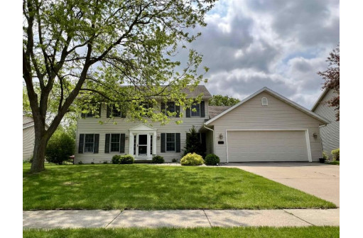 1535 Parkside Drive, Prairie Du Sac, WI 53578