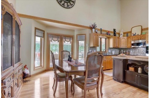 2521 Bailey Road, Sun Prairie, WI 53590