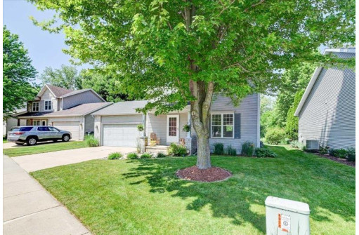 4309 Hey Jude Lane, Madison, WI 53718