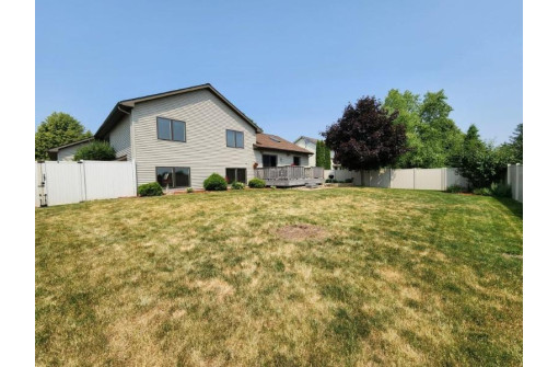 335 Huntsville Ridge, Sun Prairie, WI 53590