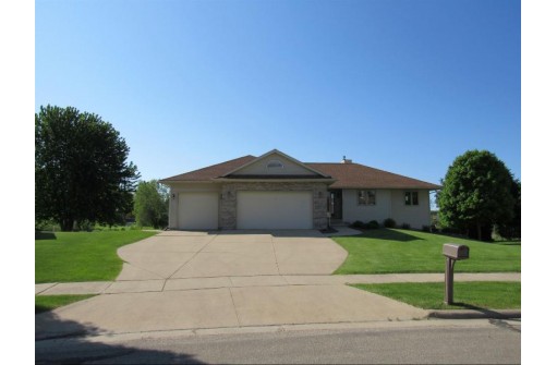 1232 2nd Street, Monroe, WI 53566-9297