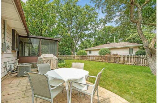 5710 Thrush Lane, Madison, WI 53711