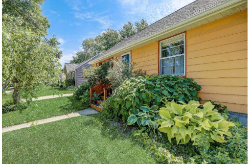 3813 Johns Street, Madison, WI 53714