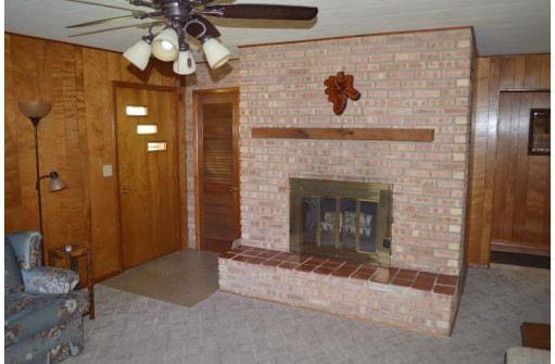 S7602 Walleye Lane, Merrimac, WI 53561