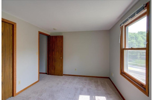 7401 Farmington Way, Madison, WI 53717