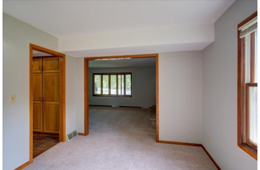 7401 Farmington Way, Madison, WI 53717