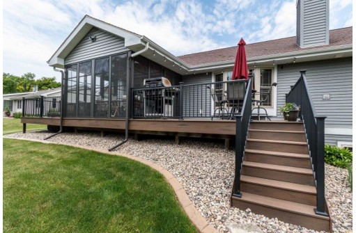 2747 Mourning Dove Drive, Cottage Grove, WI 53527