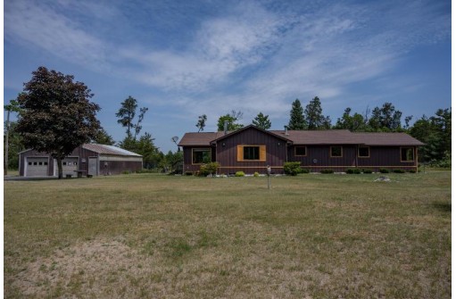 W5612 Barbara Lane, New Lisbon, WI 53950