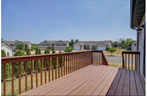 341 Kelvington Drive, Sun Prairie, WI 53590