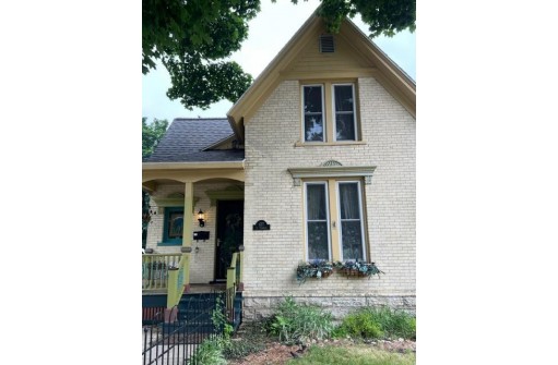 427 S Franklin Street, Janesville, WI 53548