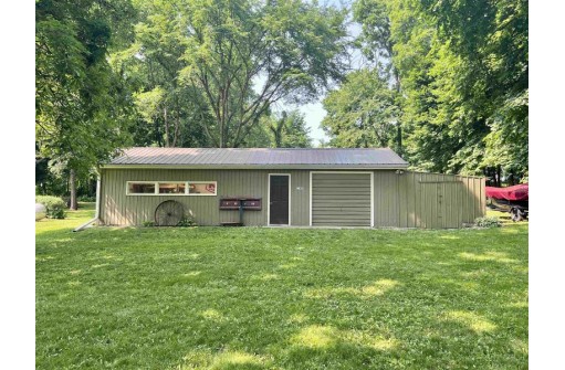 6101 S Kettle Road, Orfordville, WI 53576-9726