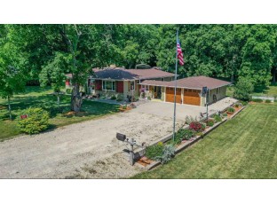 6101 S Kettle Road Orfordville, WI 53576-9726