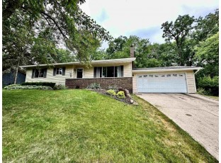 5102 Timber Lane McFarland, WI 53558