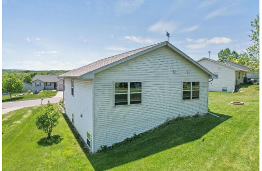 729 Parkside Avenue, Baraboo, WI 53913