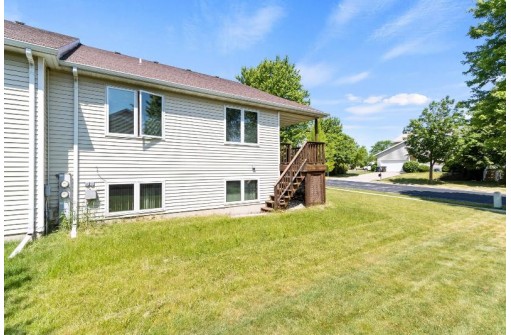 1915 Lincoln Avenue, Stoughton, WI 53589