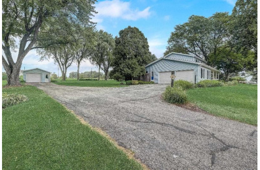 7552 Pioneer Place, Verona, WI 53593