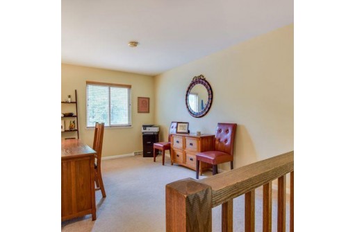 5 Mountain Ash Trail, Madison, WI 53717