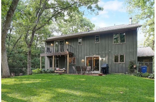 4763 Country Meadows Road, Brooklyn, WI 53521