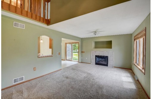 336 Meadowside Drive, Verona, WI 53593