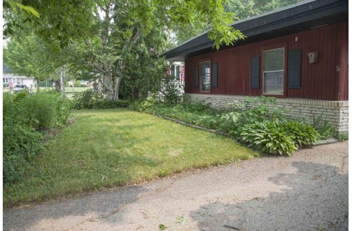 2416 10th Avenue, Monroe, WI 53566