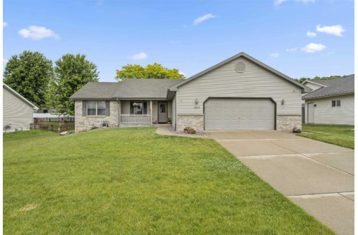 3875 Mallard Lane, Janesville, WI 53546