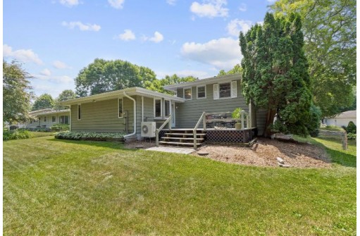 1822 Elka Lane, Madison, WI 53704