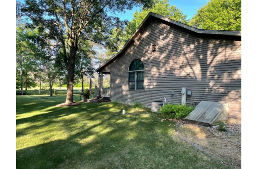 1325 Bogey Trail, Nekoosa, WI 54457