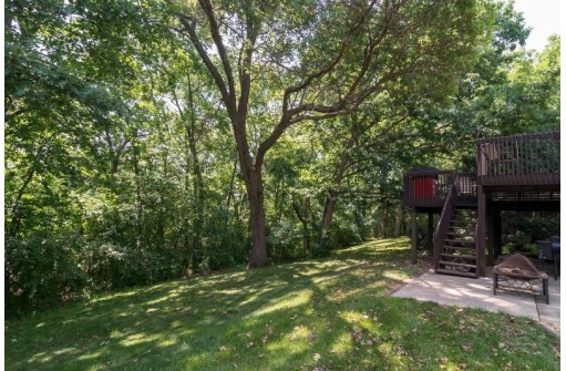 3821 Cosgrove Drive, Madison, WI 53719