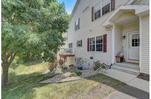 3841 Maple Grove Drive, Madison, WI 53719