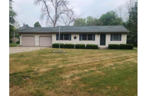 807 S Division Street, New Lisbon, WI 53950