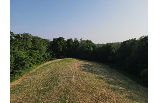 19174 Chicken Ridge Road, Richland Center, WI 53581